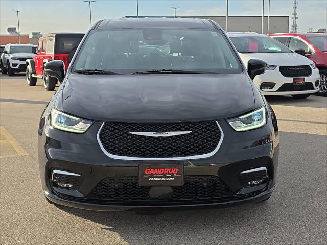 2024 Chrysler Pacifica Touring L 2024 Chrysler Pacifica Touring L