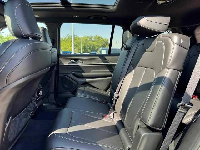 2025 Jeep Grand Cherokee L Limited 4x4