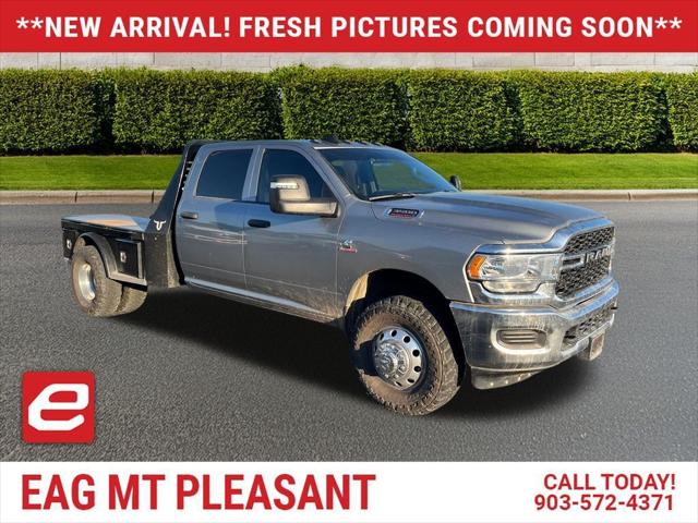 2024 RAM 3500 Tradesman Crew Cab 4x4 8 Box