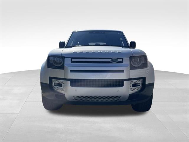 2020 Land Rover Defender 110 SE