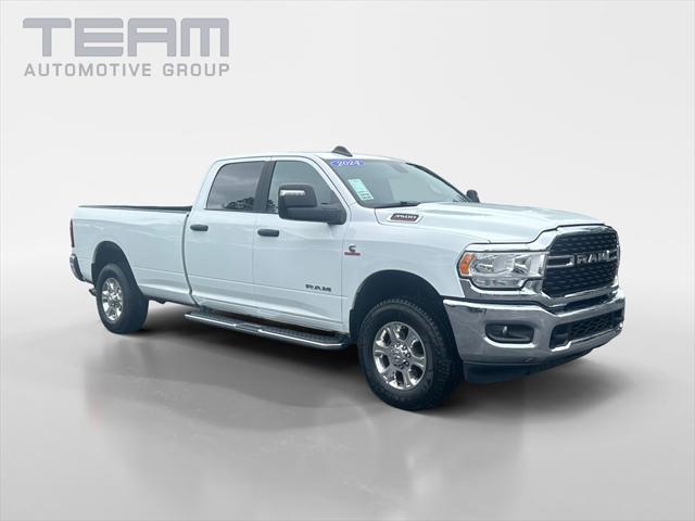 2024 RAM 3500 Big Horn Crew Cab 4x4 8 Box