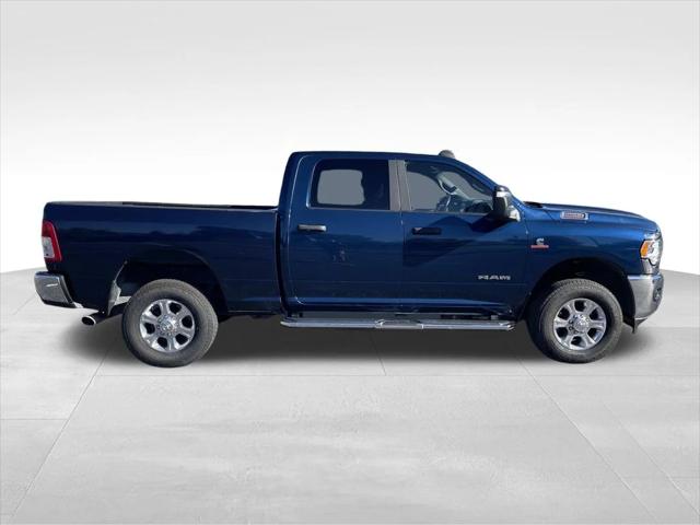 2023 RAM 2500 Big Horn Crew Cab 4x4 64 Box