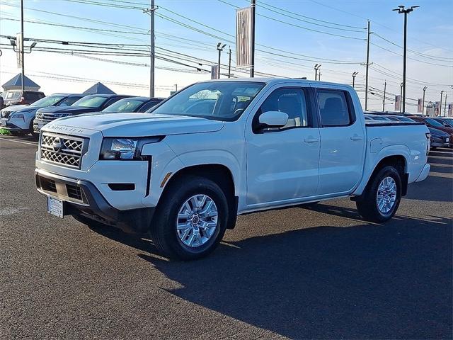 2022 Nissan Frontier Crew Cab SV 4x4 2022 Nissan Frontier Crew Cab SV 4x4