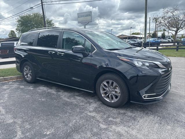 2024 Toyota Sienna XLE