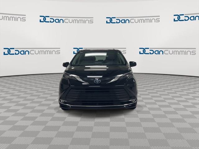 2024 Toyota Sienna XLE 2024 Toyota Sienna XLE