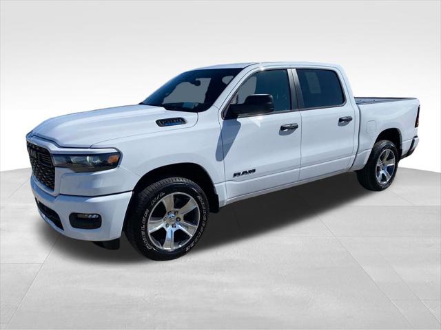 2025 RAM 1500 Tradesman Crew Cab 4x4 57 Box