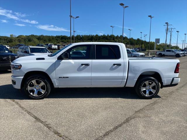 2025 RAM 1500 Tradesman Crew Cab 4x4 57 Box 2025 RAM 1500 Tradesman Crew Cab 4x4 57 Box