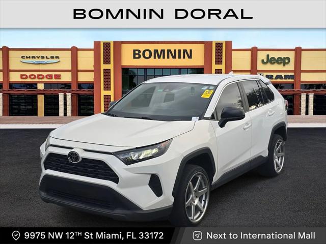 2022 Toyota RAV4 LE