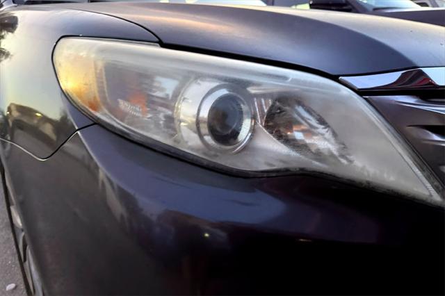 2011 Toyota Avalon Limited 2011 Toyota Avalon Limited
