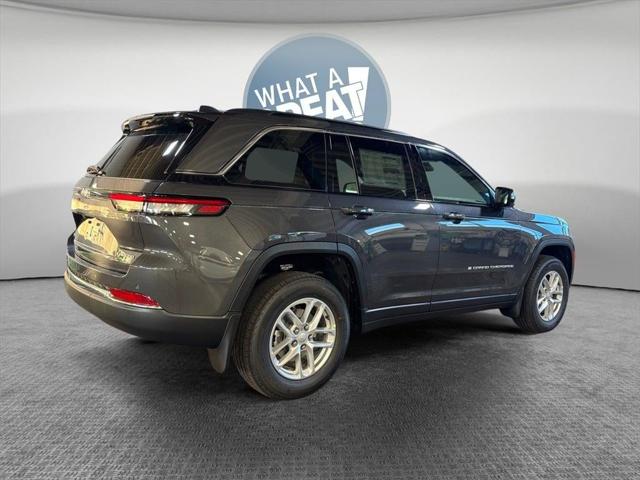 2025 Jeep Grand Cherokee GRAND CHEROKEE LAREDO X 4X4 2025 Jeep Grand Cherokee GRAND CHEROKEE LAREDO X 4X4