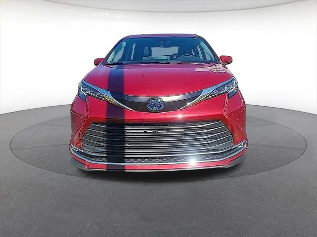 2022 Toyota Sienna XLE