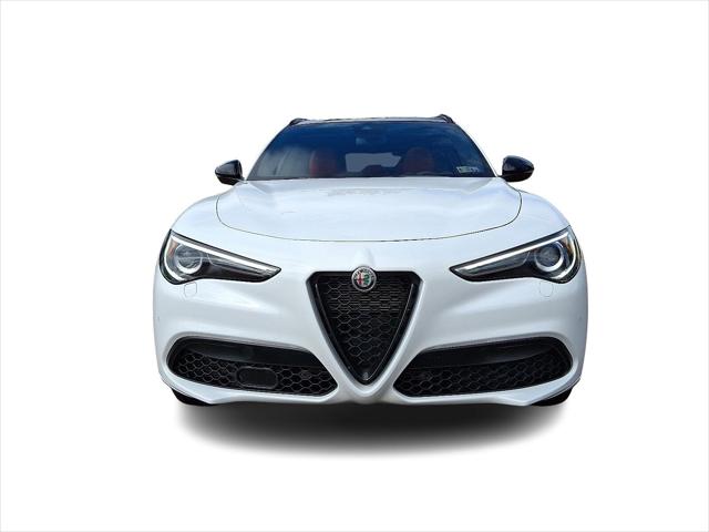 2023 Alfa Romeo Stelvio Veloce AWD 2023 Alfa Romeo Stelvio Veloce AWD