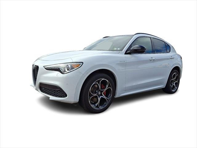 2023 Alfa Romeo Stelvio Veloce AWD 2023 Alfa Romeo Stelvio Veloce AWD