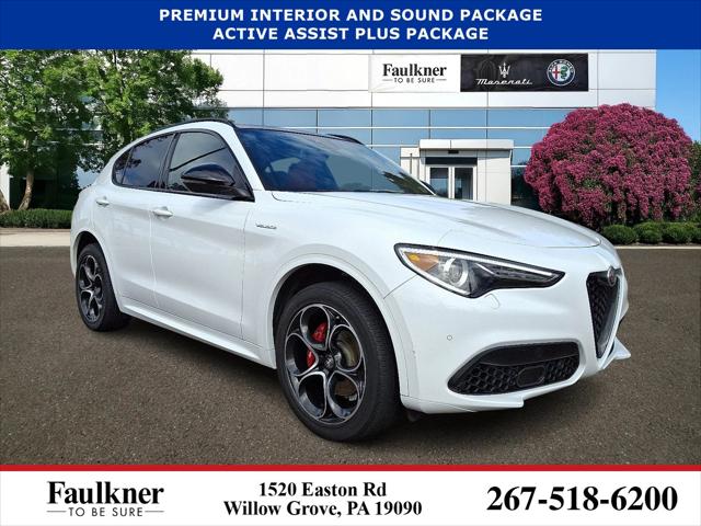 2023 Alfa Romeo Stelvio Veloce AWD 2023 Alfa Romeo Stelvio Veloce AWD