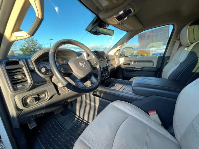 2022 RAM 3500 Limited Crew Cab 4x4 8 Box