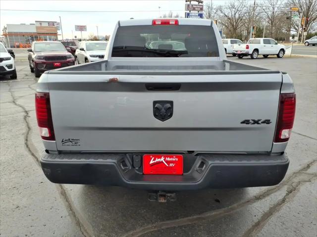 2022 Ram 1500 Classic Warlock Quad Cab 4x4 6'4" Box