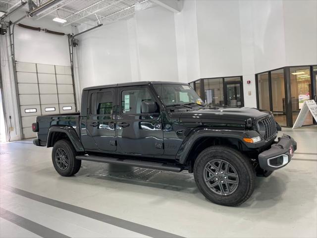 2024 Jeep Gladiator Sport S