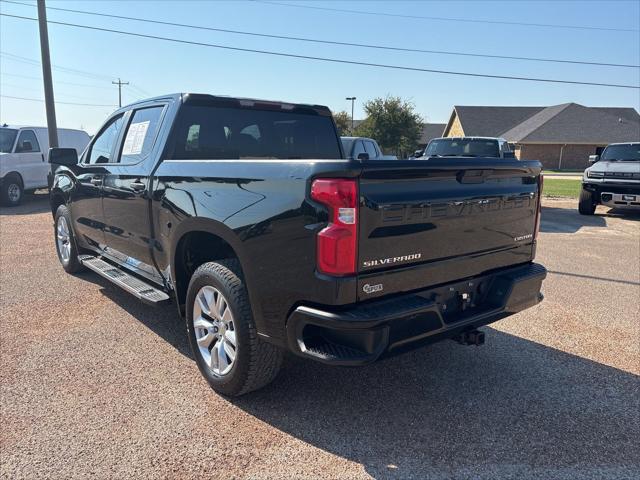 2021 Chevrolet Silverado 1500 2WD Crew Cab Short Bed Custom