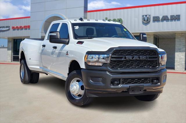 2024 RAM 3500 Tradesman Crew Cab 4x4 8 Box