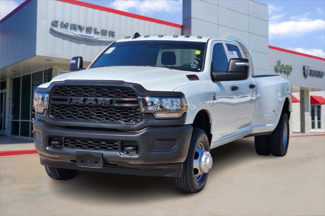 2024 RAM 3500 Tradesman Crew Cab 4x4 8 Box