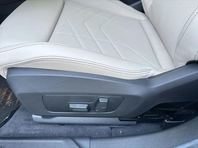 2025 BMW Coupe xDrive