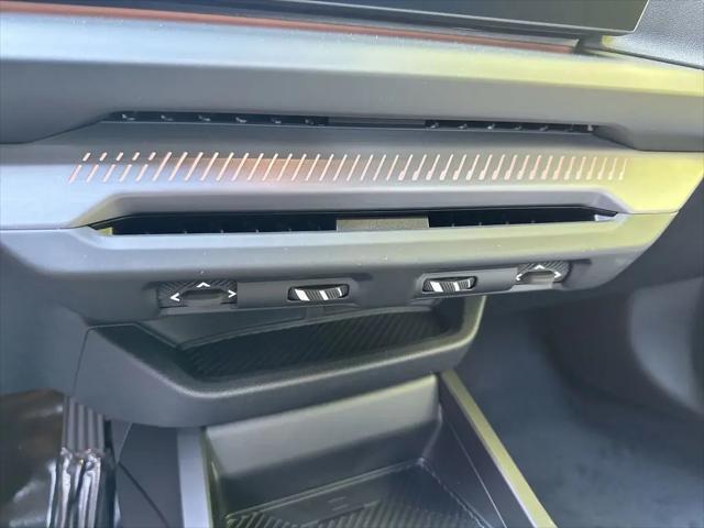 2025 BMW Coupe xDrive