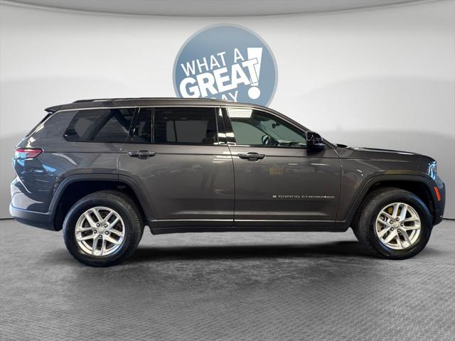 2023 Jeep Grand Cherokee L Laredo 4x4 2023 Jeep Grand Cherokee L Laredo 4x4