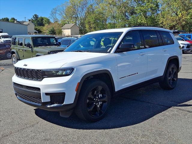 2023 Jeep Grand Cherokee L Altitude 4x4