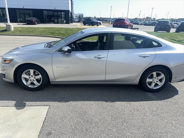 2021 Chevrolet Malibu FWD LS