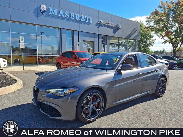 2019 Alfa Romeo Giulia Ti Sport AWD 2019 Alfa Romeo Giulia Ti Sport AWD