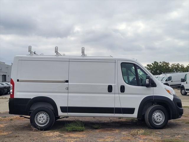 2025 RAM ProMaster 2500 Cargo Van Tradesman Low Roof 136 WB w/Pass Seat 2025 RAM ProMaster 2500 Cargo Van Tradesman Low Roof 136 WB w/Pass Seat