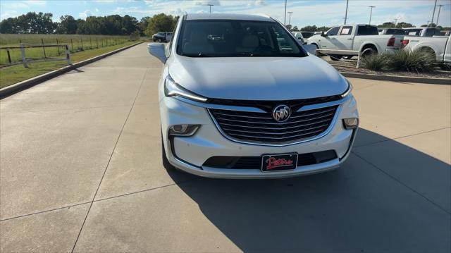 2022 Buick Enclave FWD Premium 2022 Buick Enclave FWD Premium