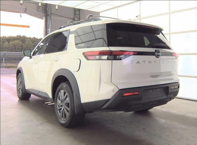 2024 Nissan Pathfinder SV 4WD