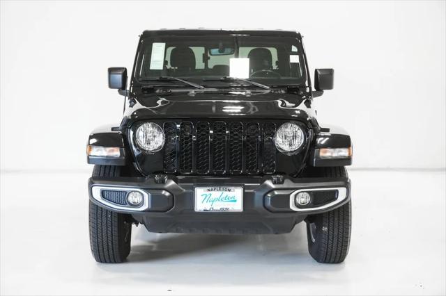 2022 Jeep Gladiator Sport S 4x4