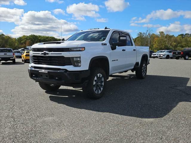 2024 Chevrolet Silverado 2500HD 4WD Crew Cab Standard Bed Custom