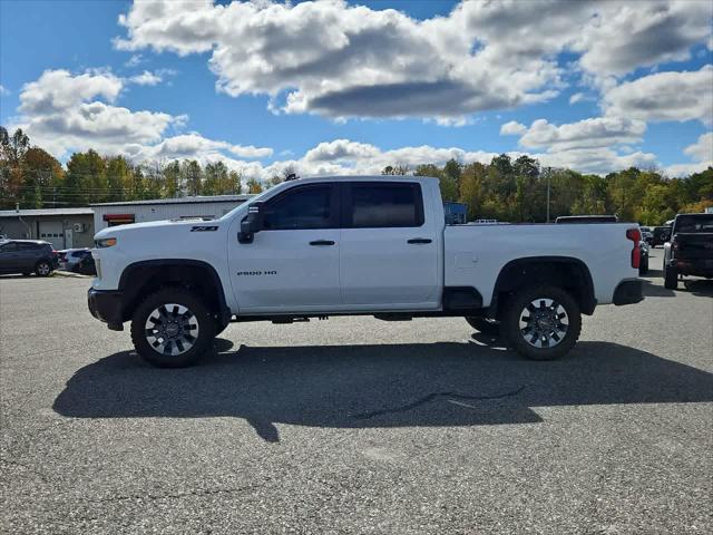 2024 Chevrolet Silverado 2500HD 4WD Crew Cab Standard Bed Custom