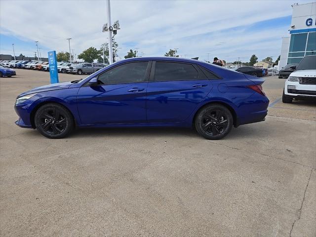 2022 Hyundai Elantra SEL 2022 Hyundai Elantra SEL