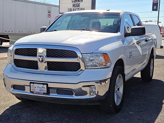 2020 RAM 1500 Classic Tradesman Crew Cab 4x4 57 Box 2020 RAM 1500 Classic Tradesman Crew Cab 4x4 57 Box