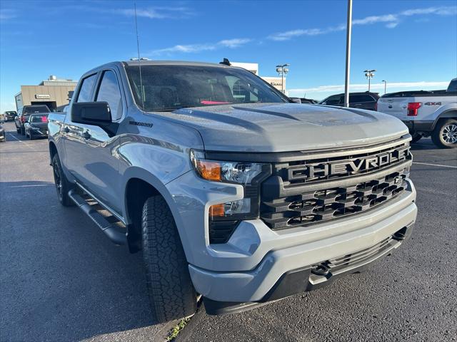 2024 Chevrolet Silverado 1500 4WD Crew Cab Short Bed Custom