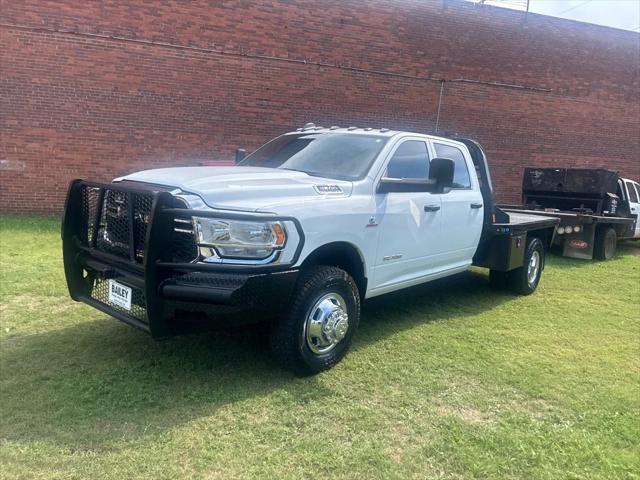 2022 RAM 3500 Tradesman Crew Cab 4x4 8 Box