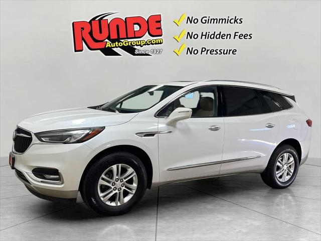 2018 Buick Enclave Essence 2018 Buick Enclave Essence