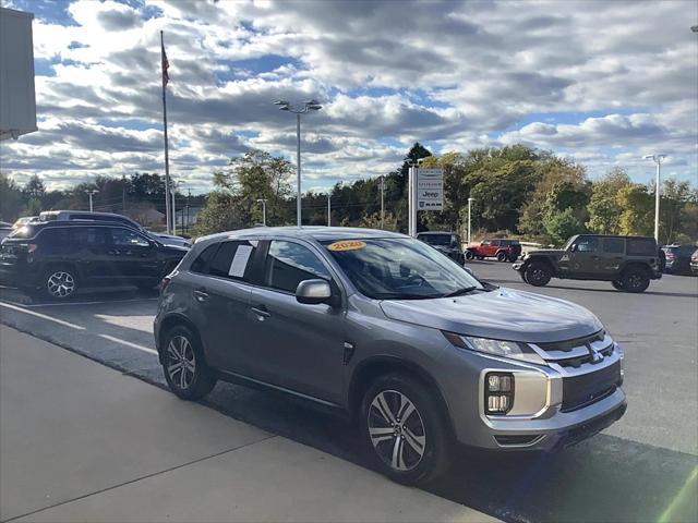 2020 Mitsubishi Outlander Sport 2.0 ES AWC 2020 Mitsubishi Outlander Sport 2.0 ES AWC