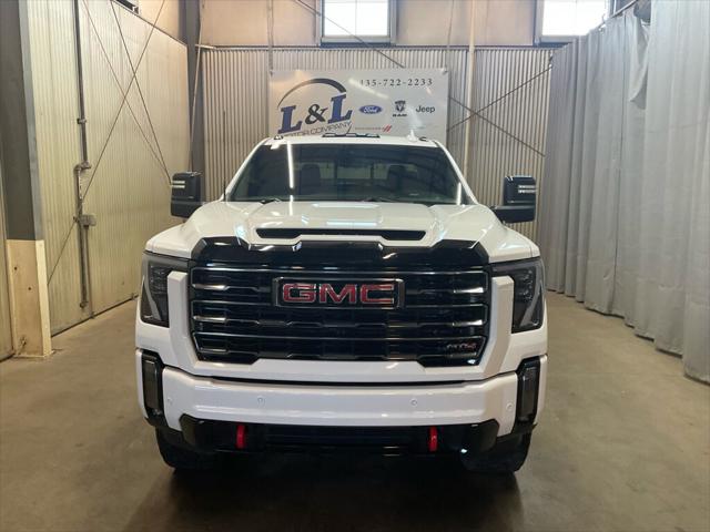 2024 GMC Sierra 2500HD 4WD Crew Cab Standard Bed AT4