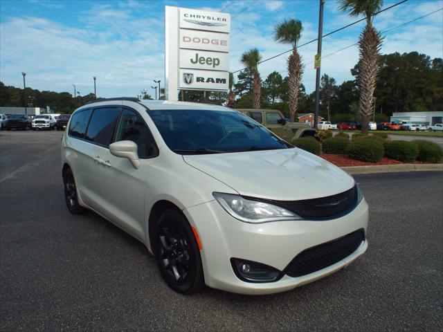 2020 Chrysler Pacifica Touring L Plus
