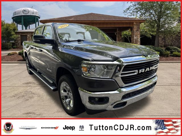2019 RAM 1500 Big Horn/Lone Star Crew Cab 4x4 57 Box