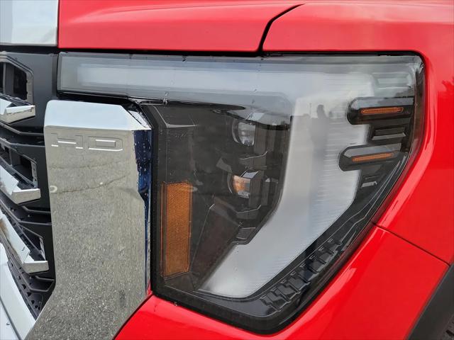 2026 GMC Sierra 2500HD Crew Cab, Standard Bed, SLE, 4WD