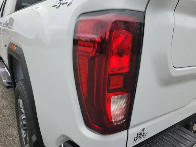 2026 GMC Sierra 2500HD Crew Cab, Standard Bed, SLE, 4WD