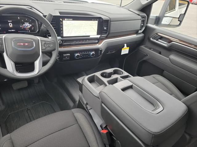 2026 GMC Sierra 2500HD Crew Cab, Standard Bed, SLE, 4WD