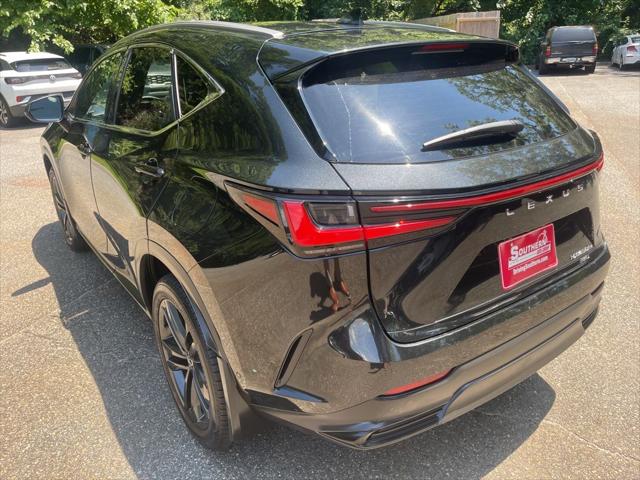2024 Lexus NX 450h+ Luxury