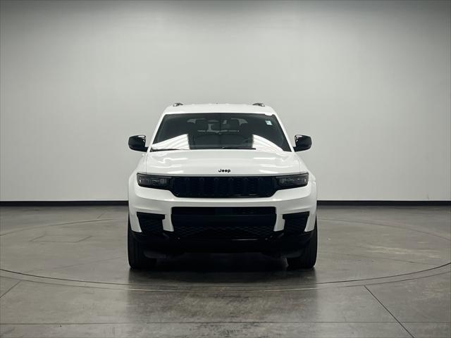 2023 Jeep Grand Cherokee L Altitude 4x4 2023 Jeep Grand Cherokee L Altitude 4x4